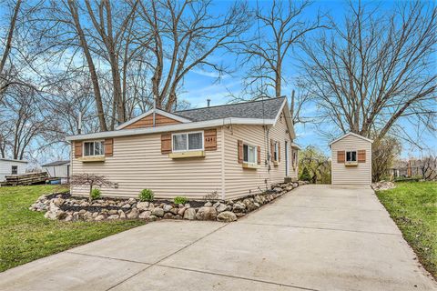 4241 Willow Drive NE, Grand Rapids, MI 49525 - MLS#: 25017261