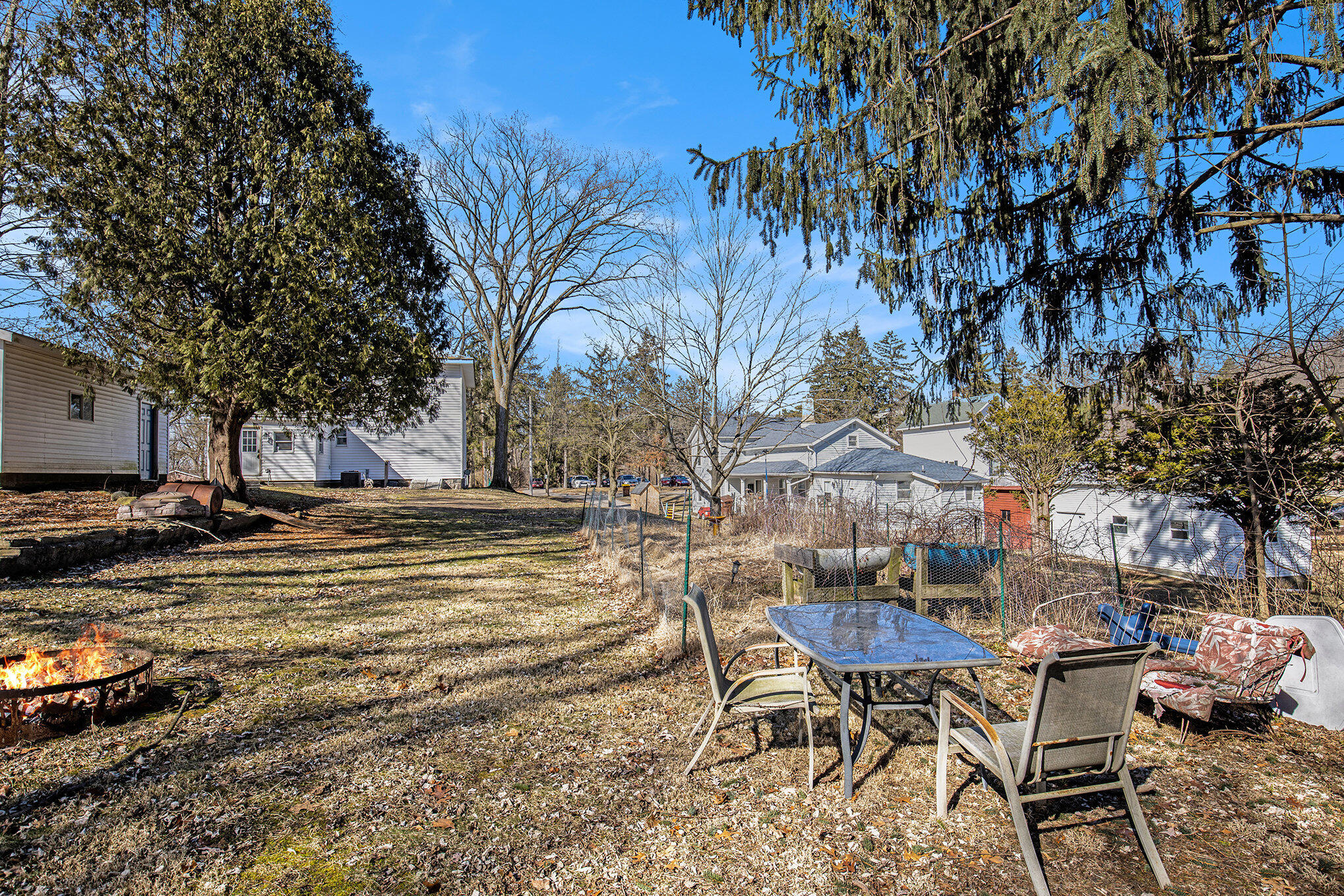 Ionia, Michigan 48846, United States, 3 Bedrooms Bedrooms, ,2 BathroomsBathrooms,Residential,Active,88624