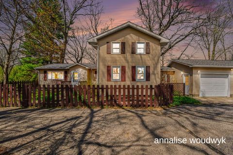 Photo of 5728 Ethelwin Avenue NE, Belmont, MI 49306 (MLS # 26017225)