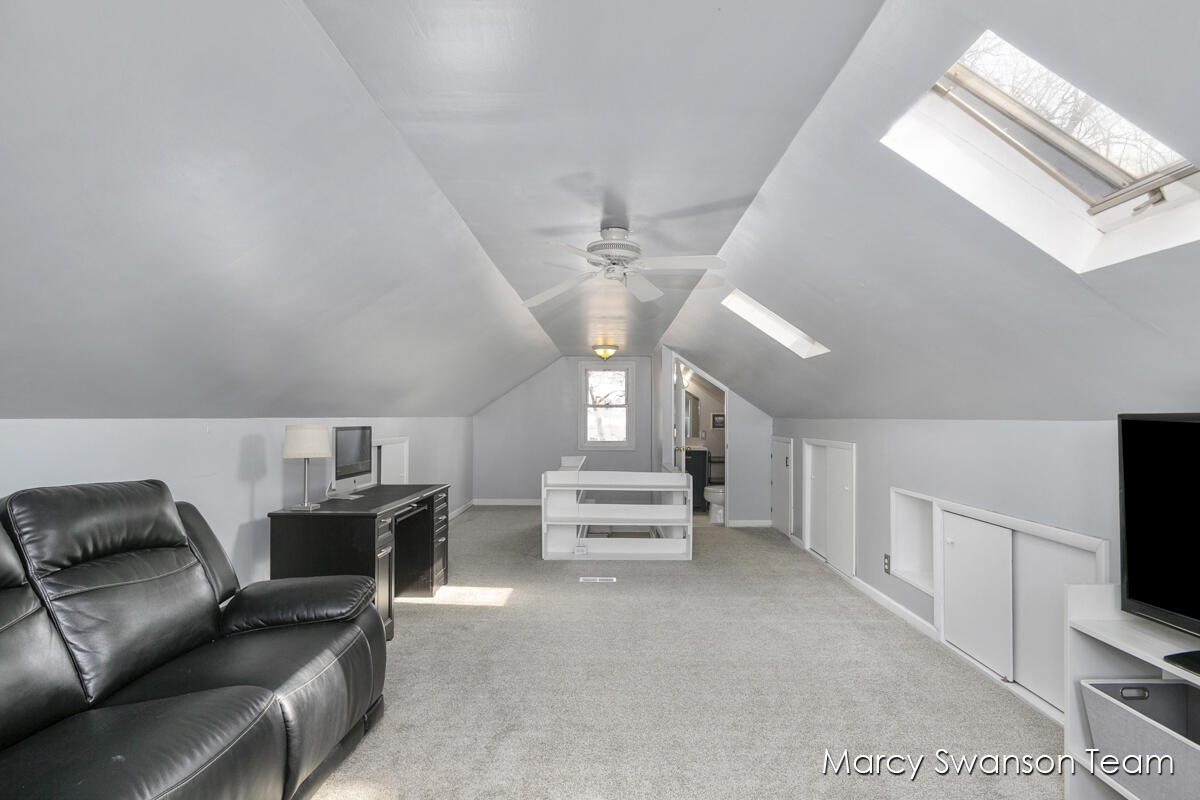 Photo 22 of 33 of 220 Holmdene Boulevard NE house