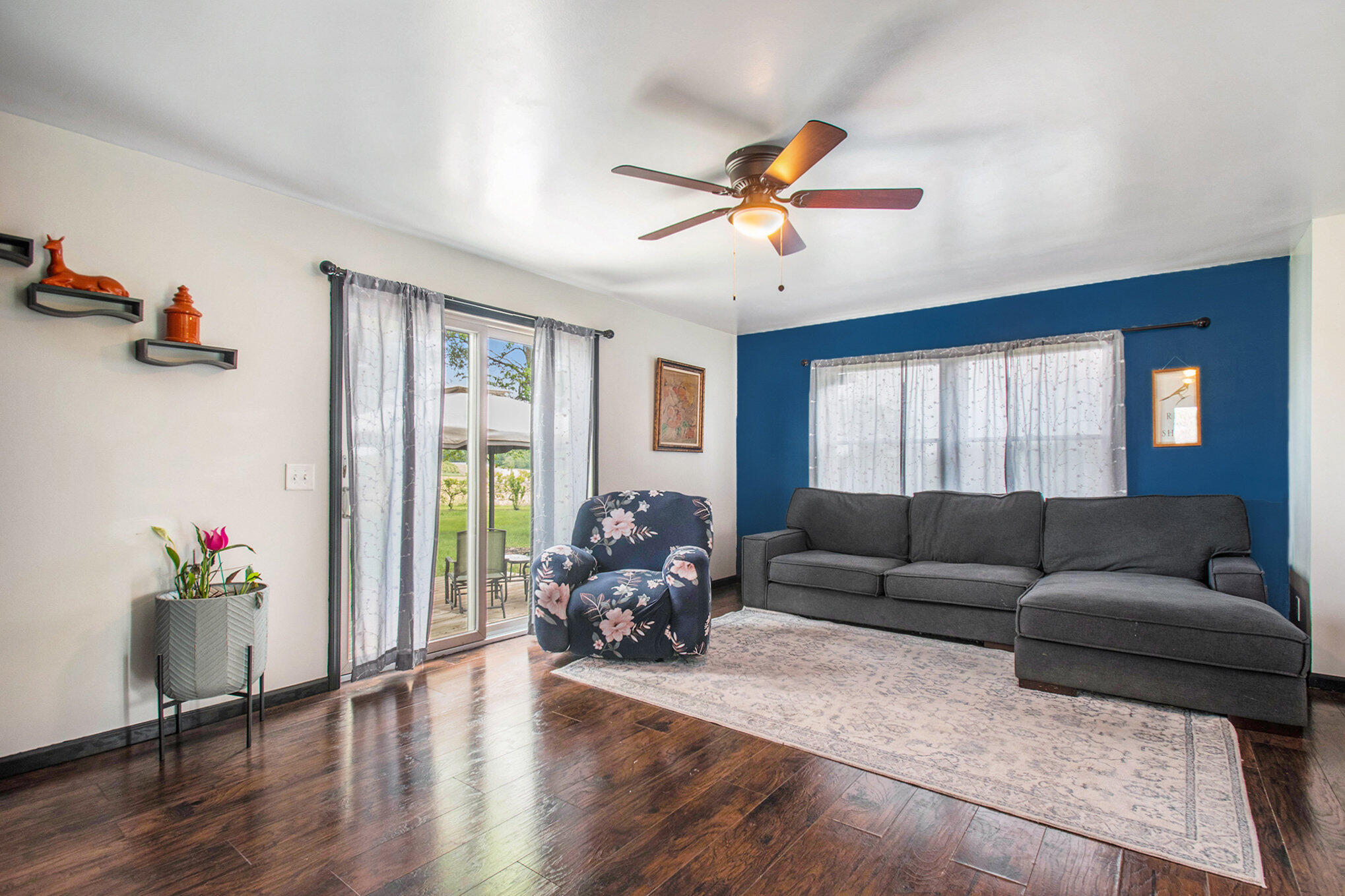 2278 W Wagner Road