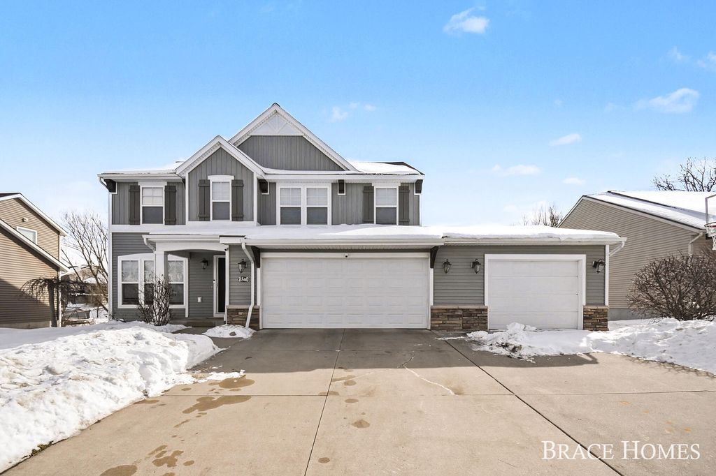 Photo of 8540 Twin Lakes Drive, Jenison, MI 49428 (MLS # 26005344)