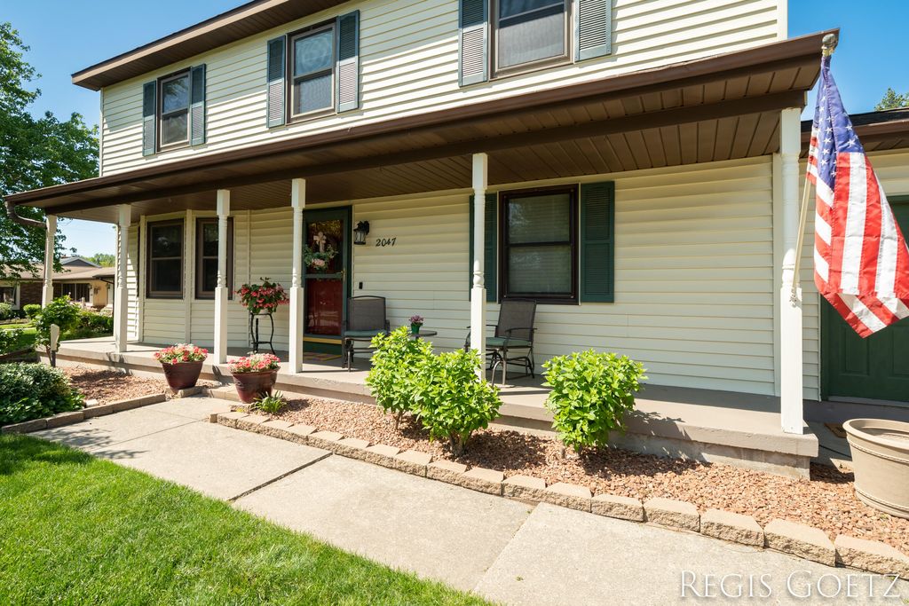Photo of 2047 Wolfboro Drive SE, Kentwood, MI 49508 (MLS # 23018053)