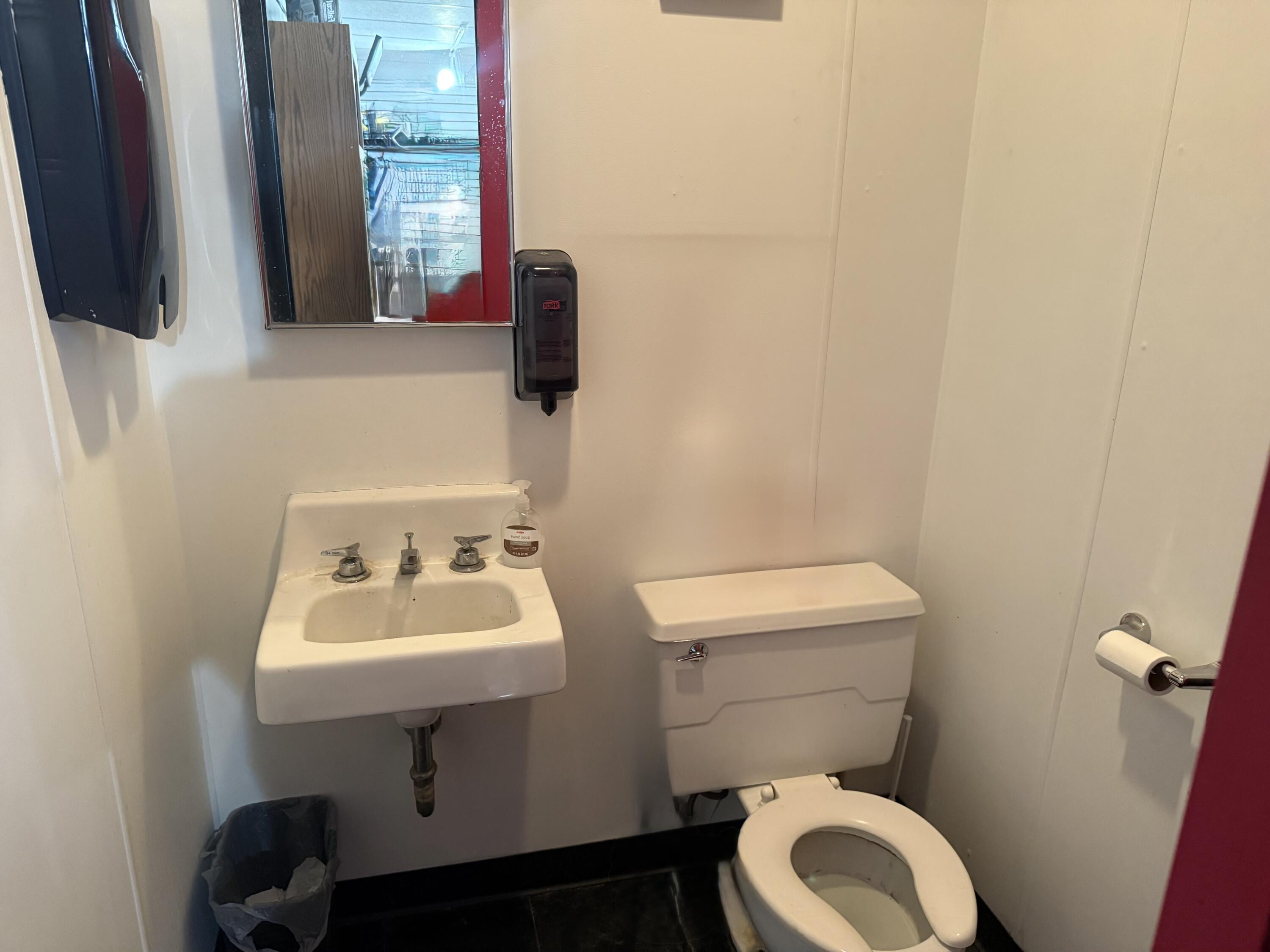 Grand Haven, Michigan 49417, United States, ,Residential,Active,140230