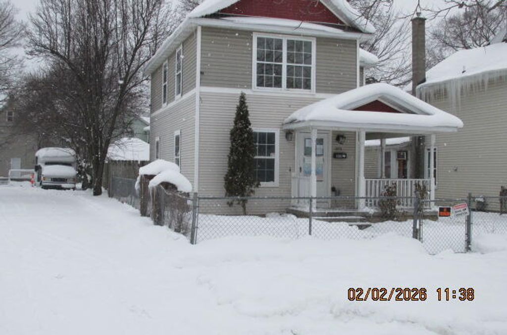 Photo of 1039 Cass Avenue SE, Grand Rapids, MI 49507 (MLS # 26005552)