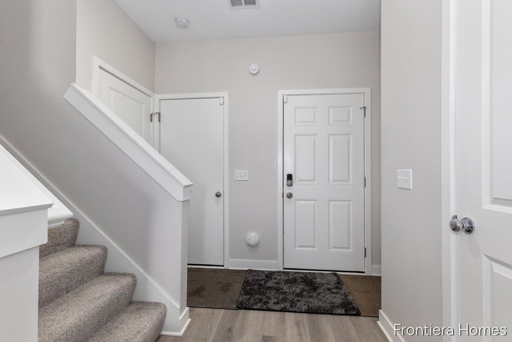 Photo of 13624 Signature Drive, Holland, MI 49424 (MLS # 26005185)