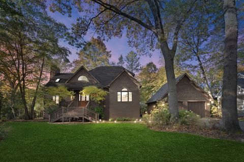 Photo of 11515 Riviera Drive, New Buffalo, MI 49117 (MLS # 26005277)