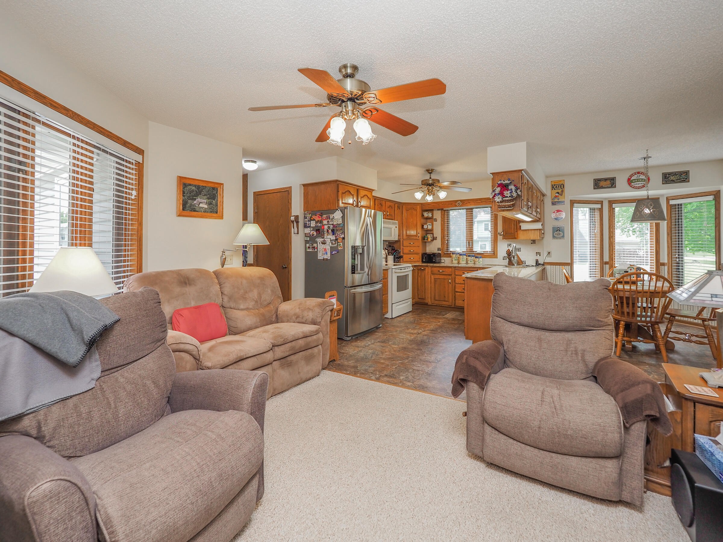 Photo 11 of 46 of 48740 County Road 652 house