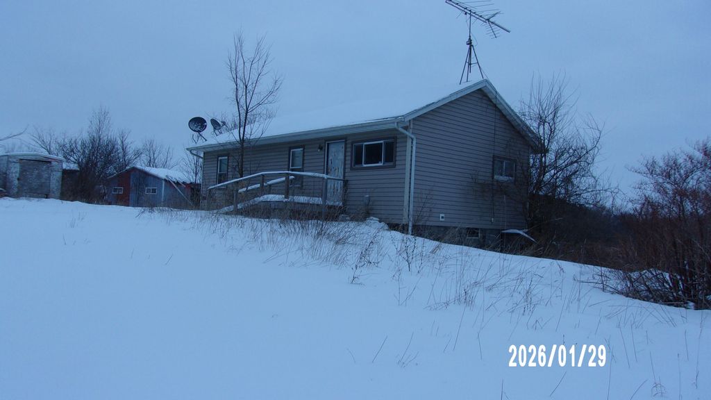 Photo of 6699 Bennett Road, Jackson, MI 49201 (MLS # 26003431)