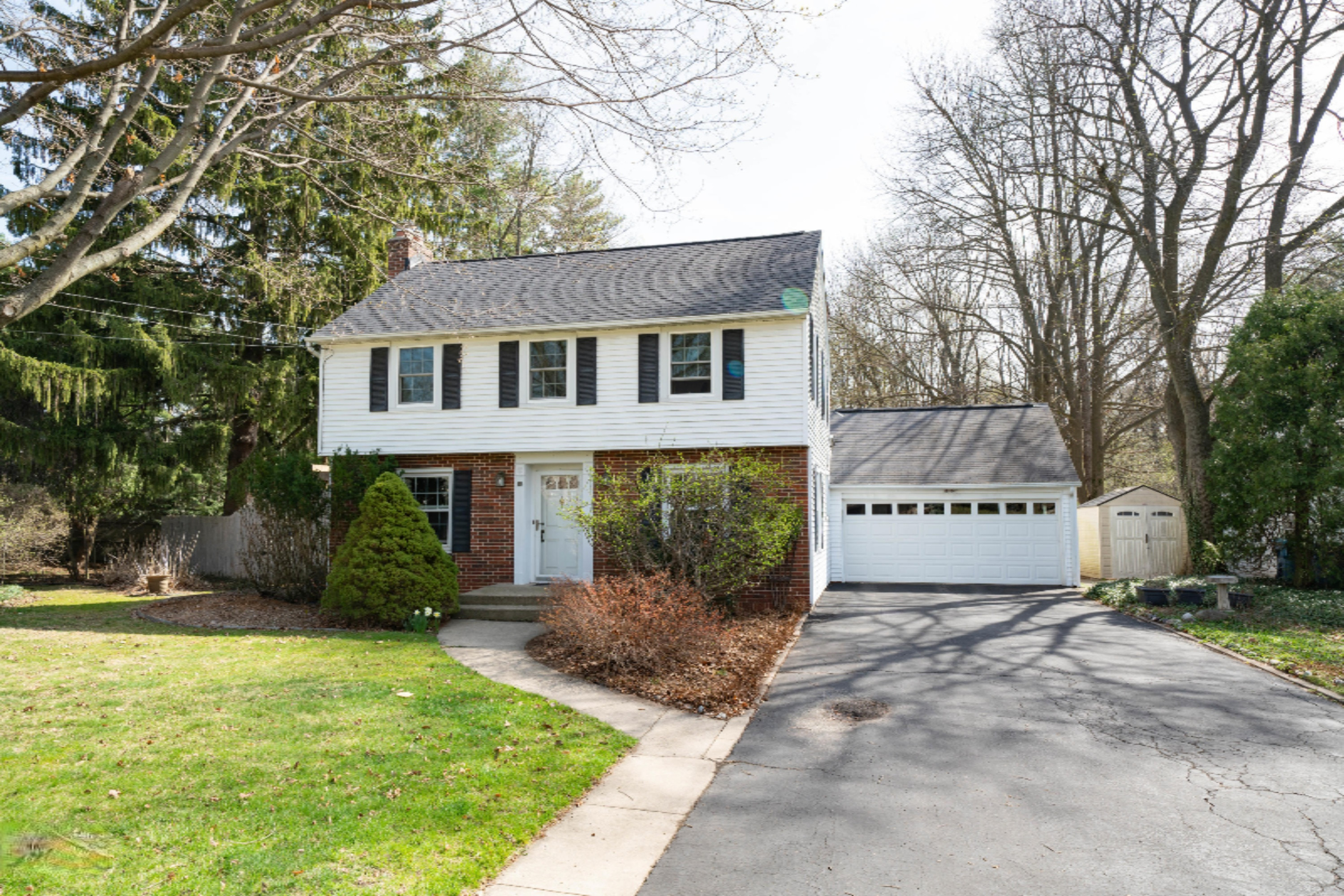 Photo 1 of 36 — 2921 Bronson Boulevard, Kalamazoo, MI 49008
