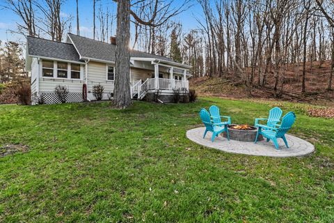 Photo of 5989 Barnhart Road, Ludington, MI 49431 (MLS # 26018293)