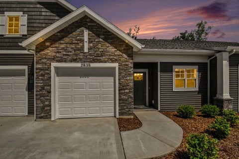 Photo for 2835 W Cobblestone Court SE