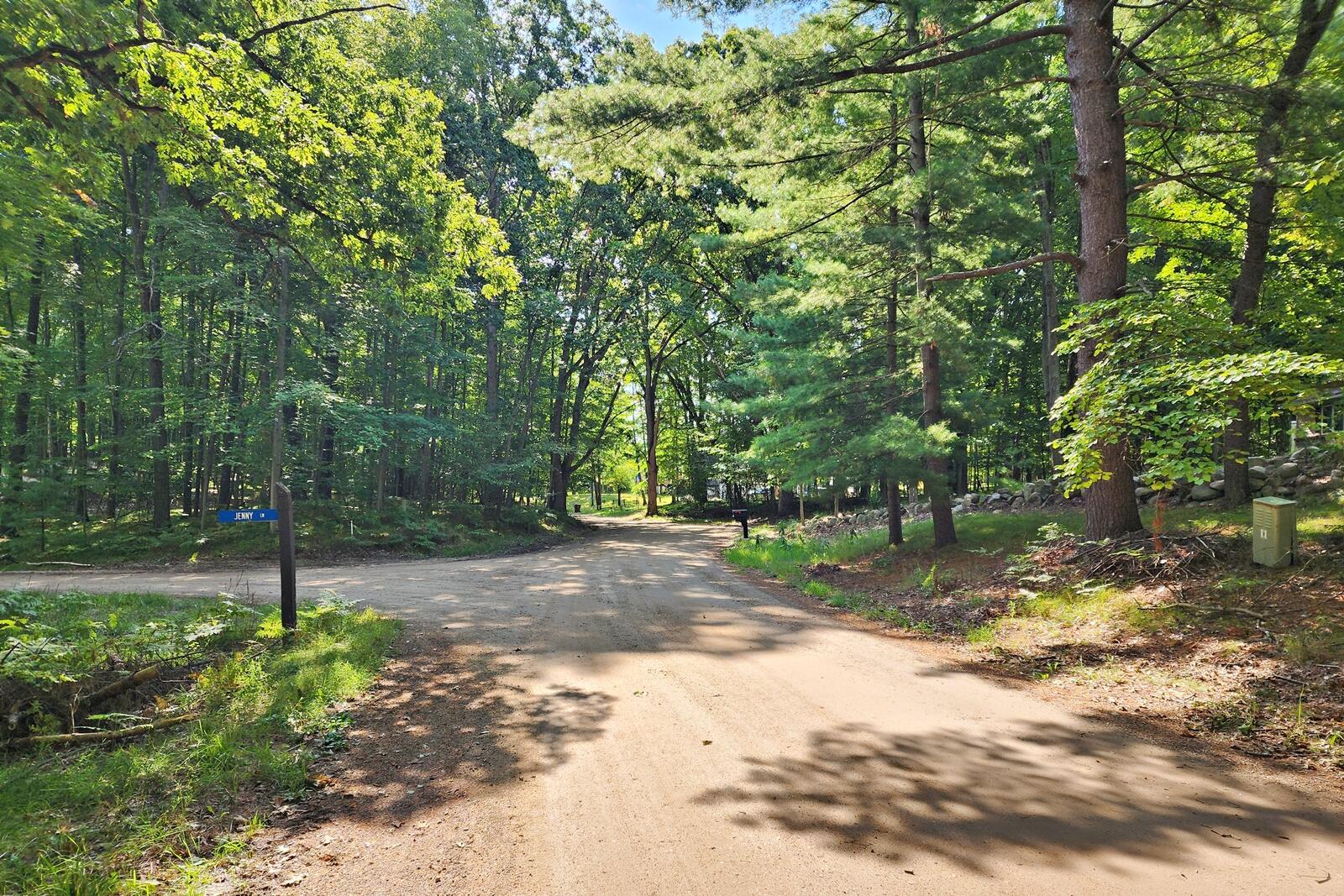 10933 Shawnee Trail