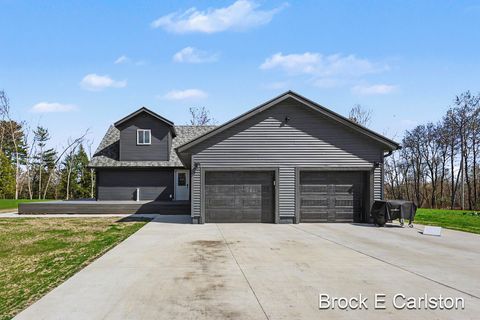 Photo of 3233 Becker Road, Muskegon, MI 49445 (MLS # 26016675)