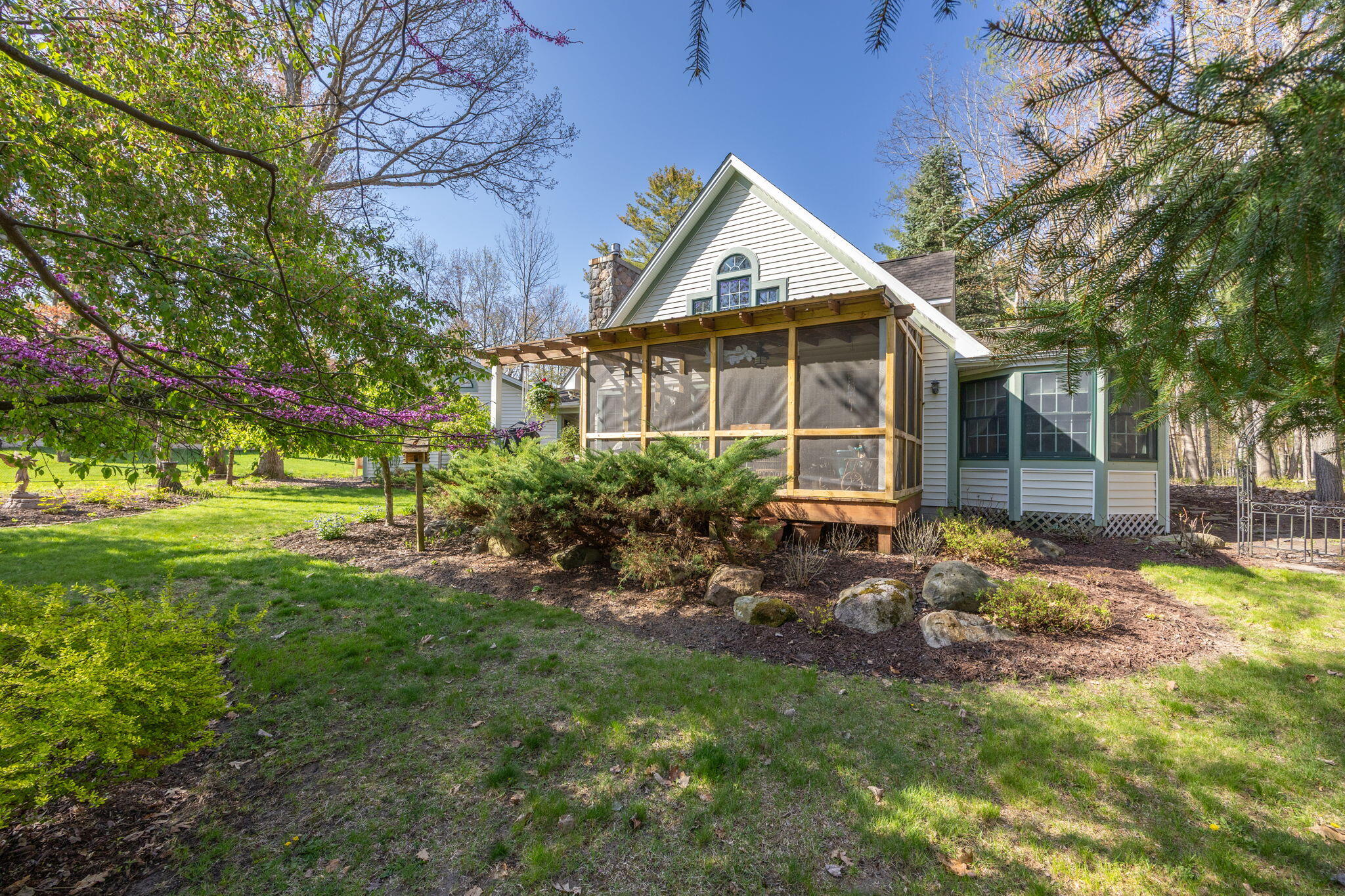 9362 Clubhouse Drive W