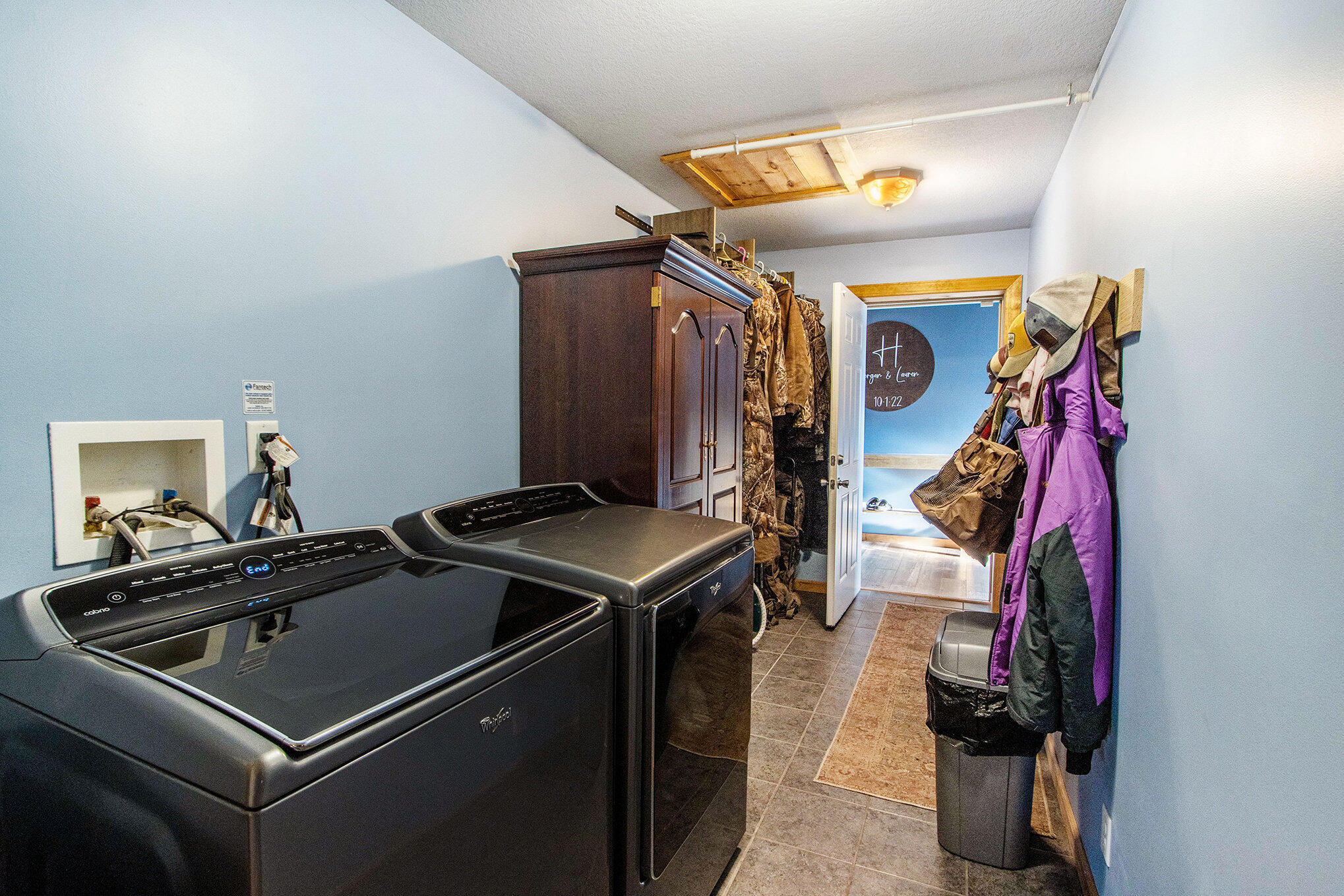 Marshall, Michigan 49068, United States, 3 Bedrooms Bedrooms, ,3 BathroomsBathrooms,Residential,Pending,105518