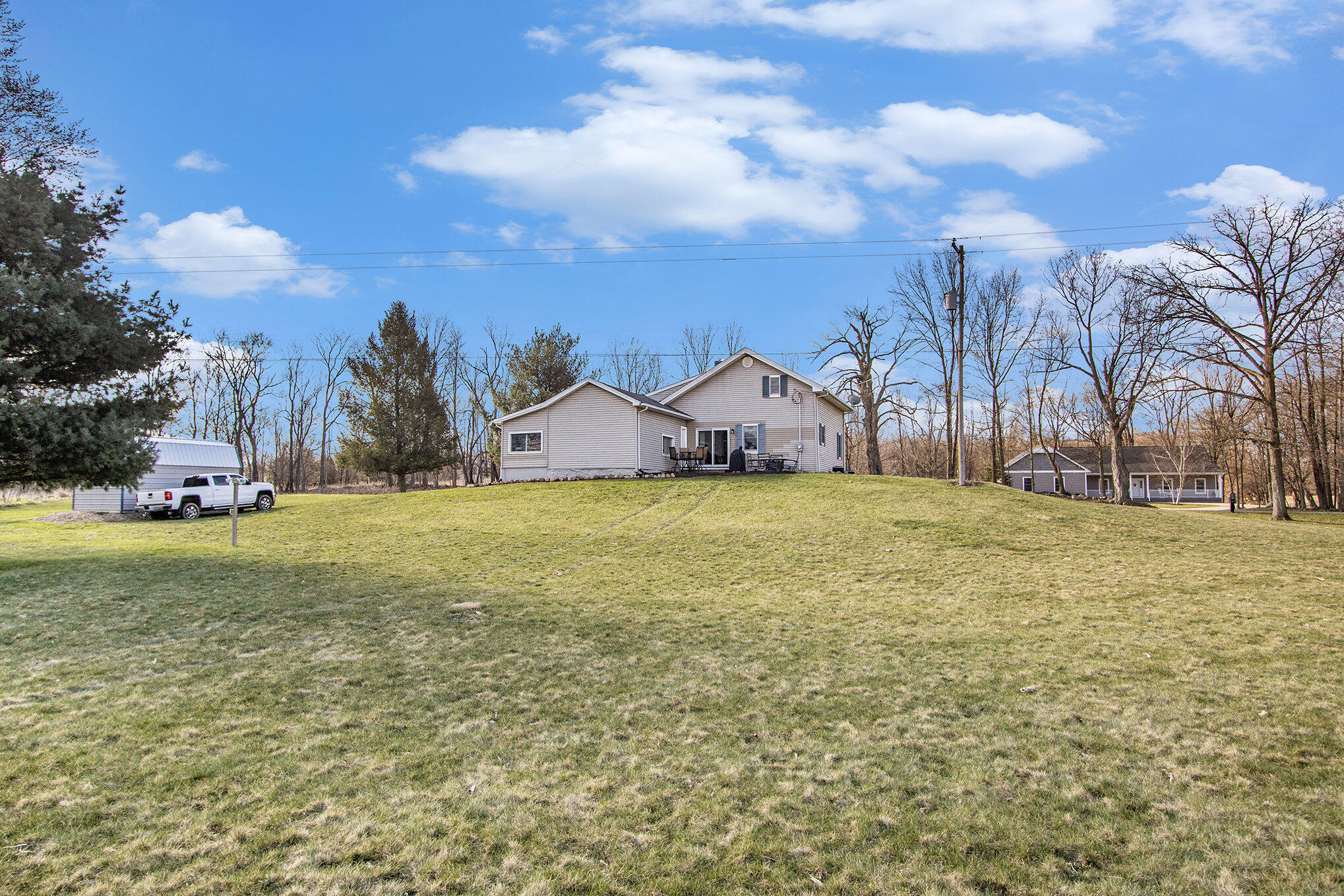 Marshall, Michigan 49068, United States, 3 Bedrooms Bedrooms, ,3 BathroomsBathrooms,Residential,Pending,105518