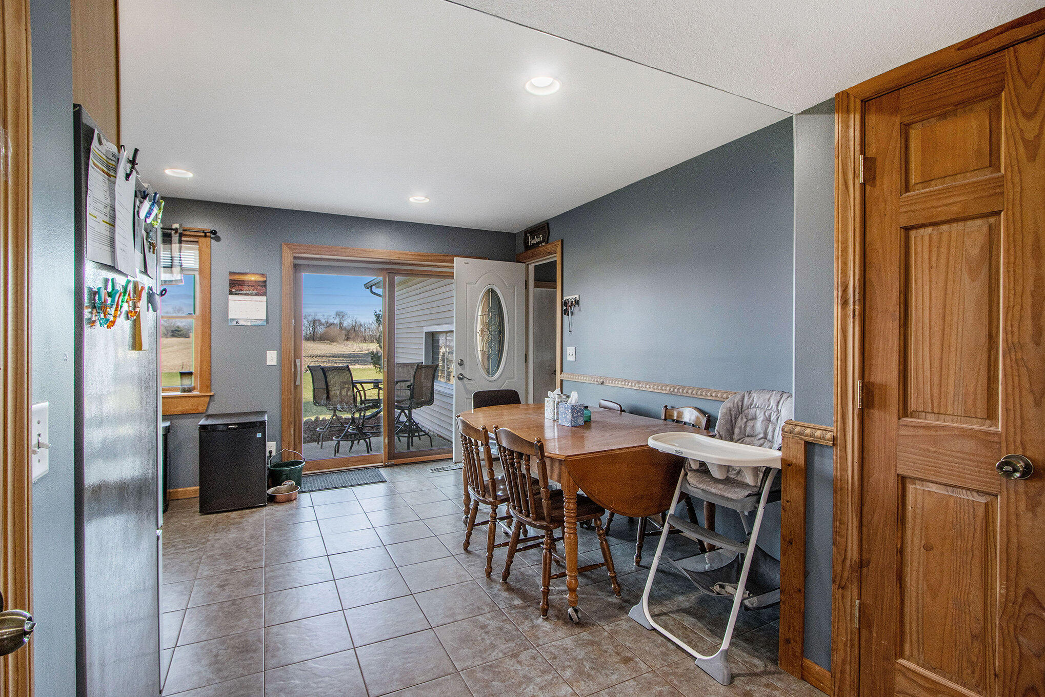 Marshall, Michigan 49068, United States, 3 Bedrooms Bedrooms, ,3 BathroomsBathrooms,Residential,Pending,105518