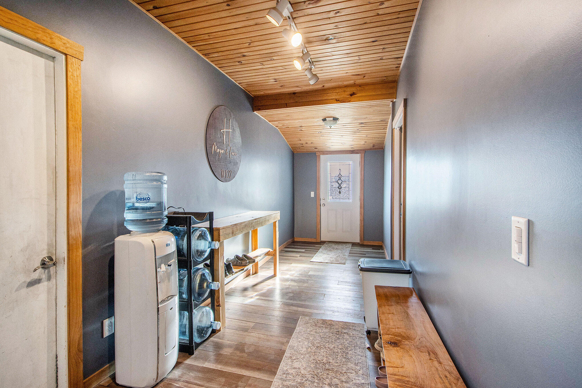 Marshall, Michigan 49068, United States, 3 Bedrooms Bedrooms, ,3 BathroomsBathrooms,Residential,Pending,105518