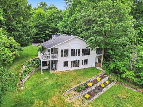 Photo for 47135 Lakeview Drive
