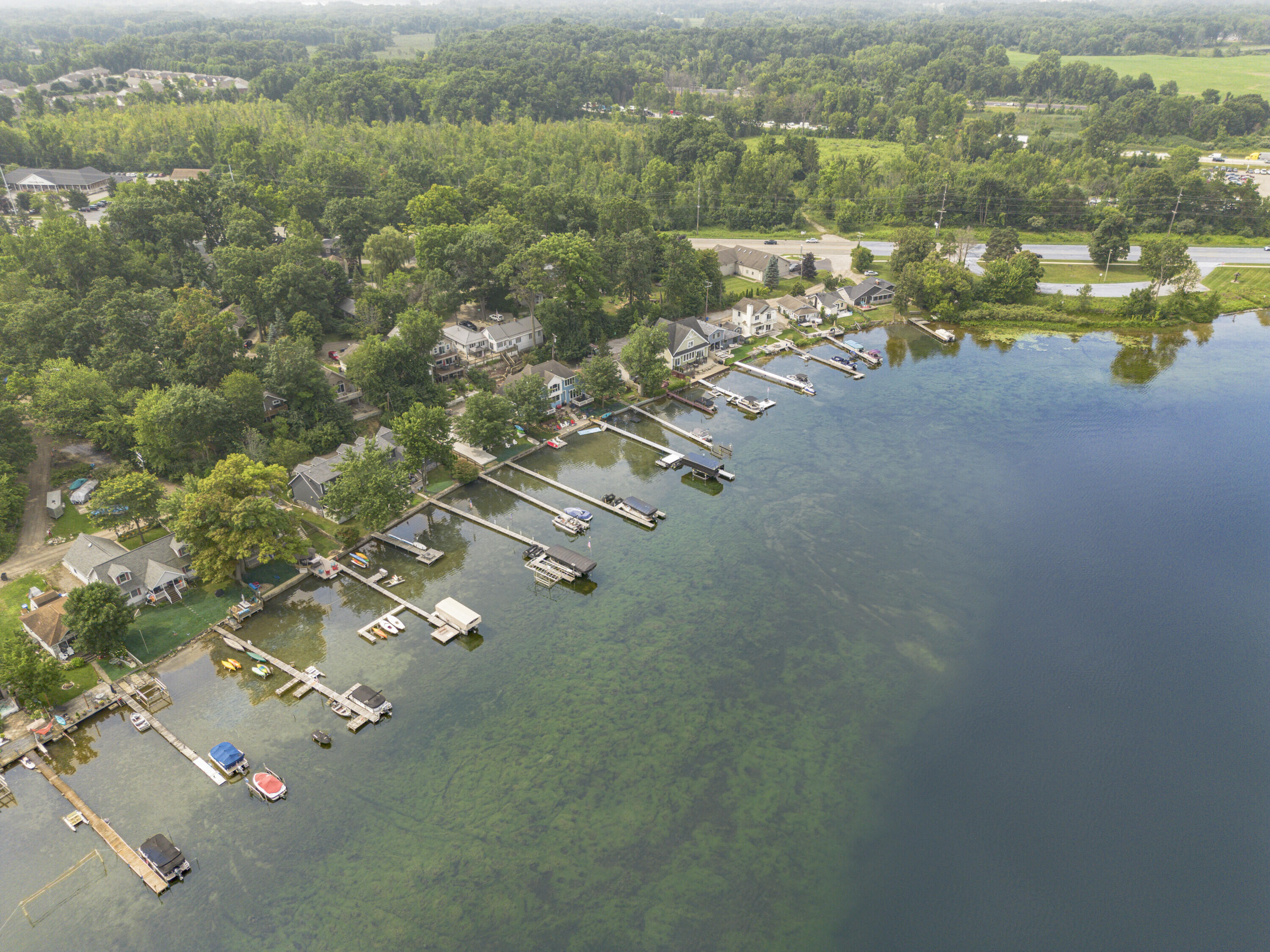 Howell, Michigan 48843, United States, 3 Bedrooms Bedrooms, ,3 BathroomsBathrooms,Residential,Active,189708