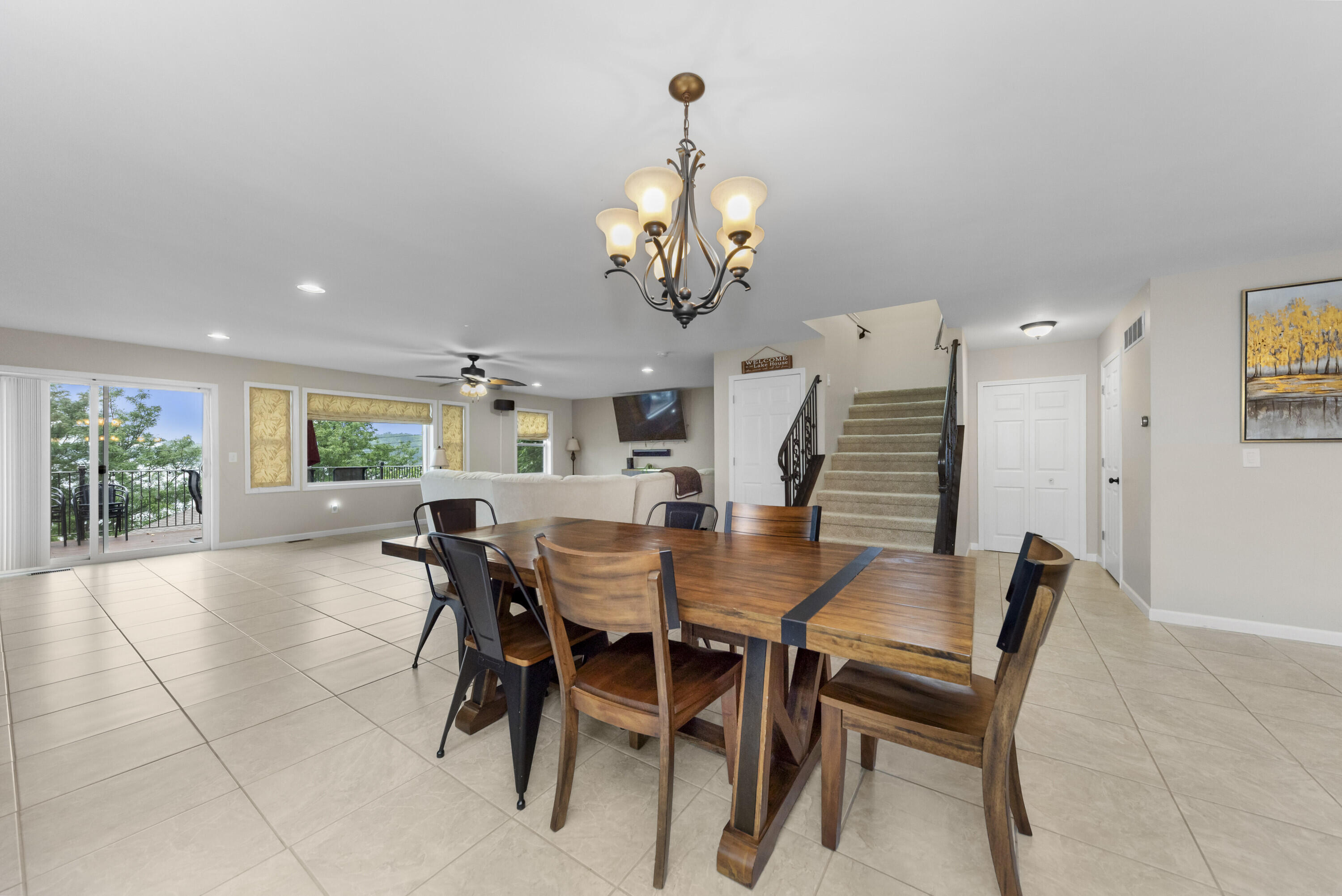 Howell, Michigan 48843, United States, 3 Bedrooms Bedrooms, ,3 BathroomsBathrooms,Residential,Active,189708