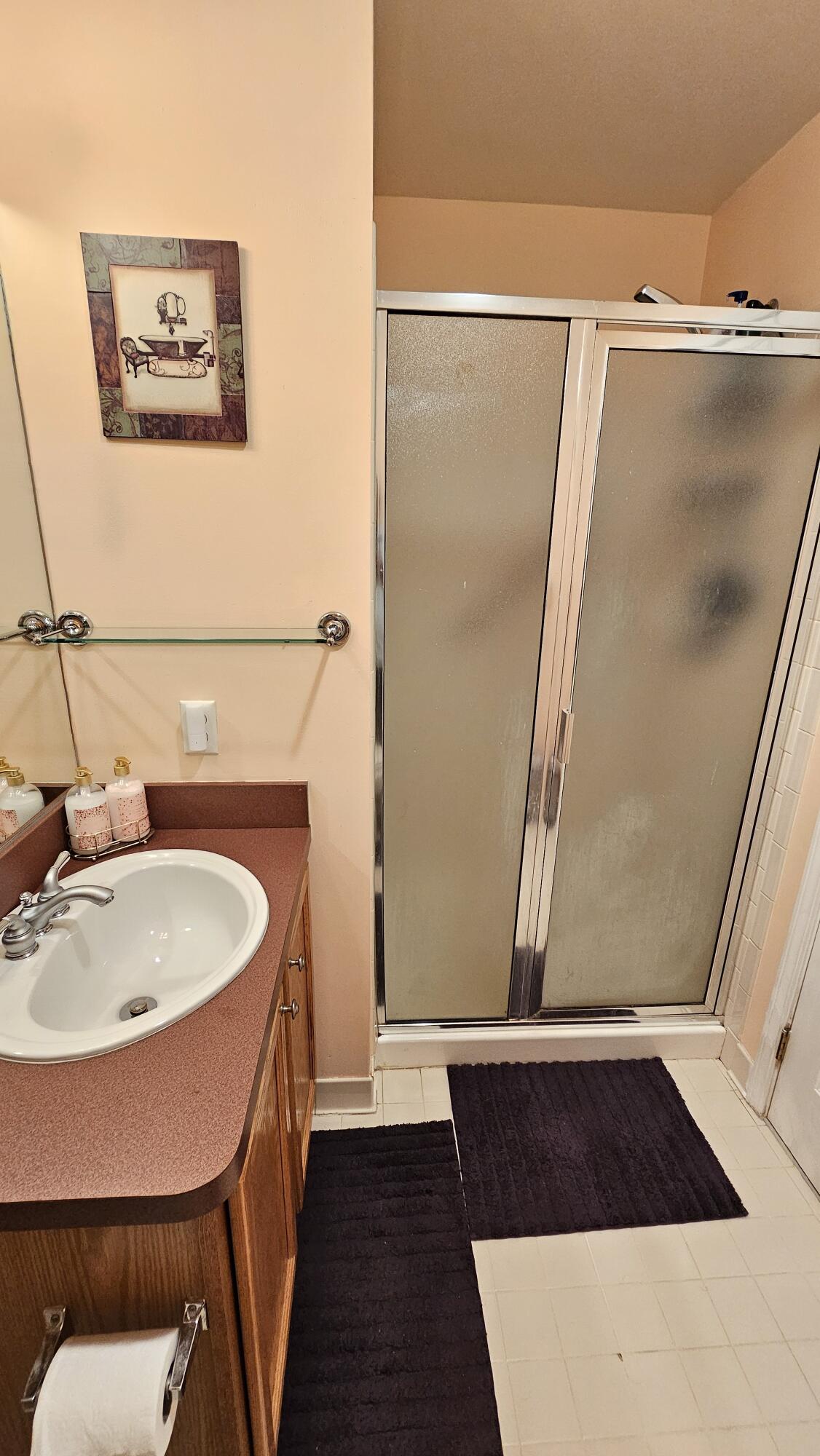 Westland, Michigan 48185, United States, 2 Bedrooms Bedrooms, ,3 BathroomsBathrooms,Residential,Active,171319