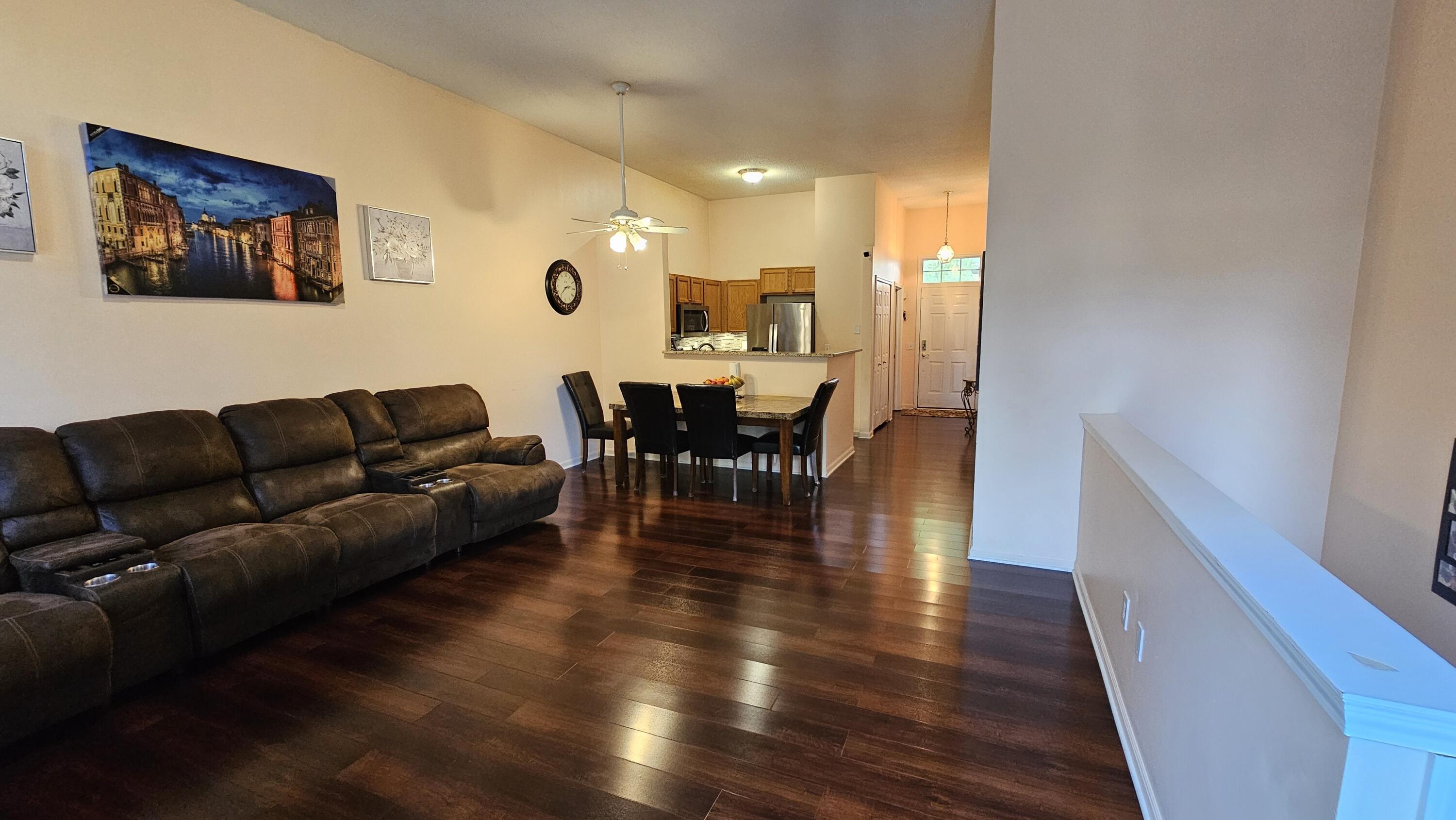 Westland, Michigan 48185, United States, 2 Bedrooms Bedrooms, ,3 BathroomsBathrooms,Residential,Active,171319