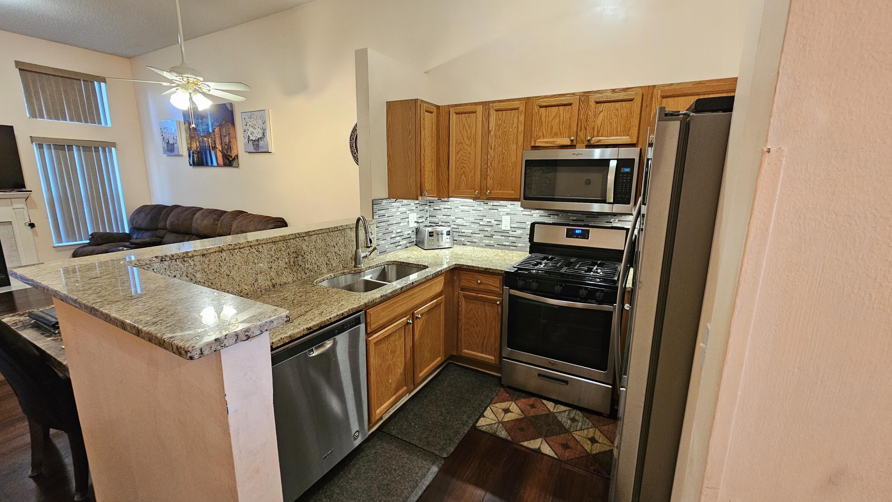 Westland, Michigan 48185, United States, 2 Bedrooms Bedrooms, ,3 BathroomsBathrooms,Residential,Active,171319