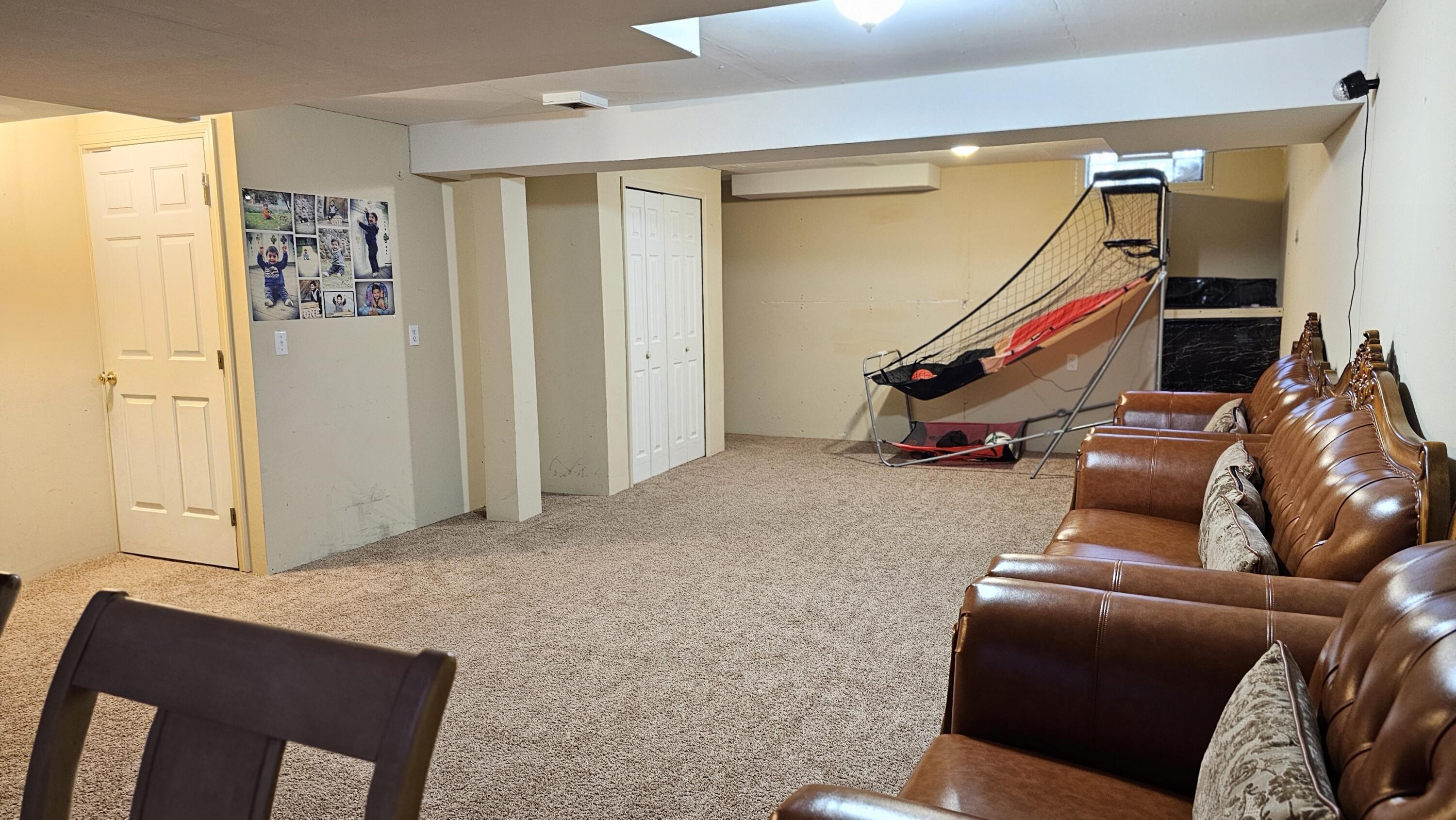 Westland, Michigan 48185, United States, 2 Bedrooms Bedrooms, ,3 BathroomsBathrooms,Residential,Active,171319