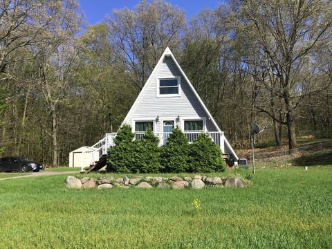 Photo of 1135 Marsh Road, Plainwell, MI 49080 (MLS # 26019034)