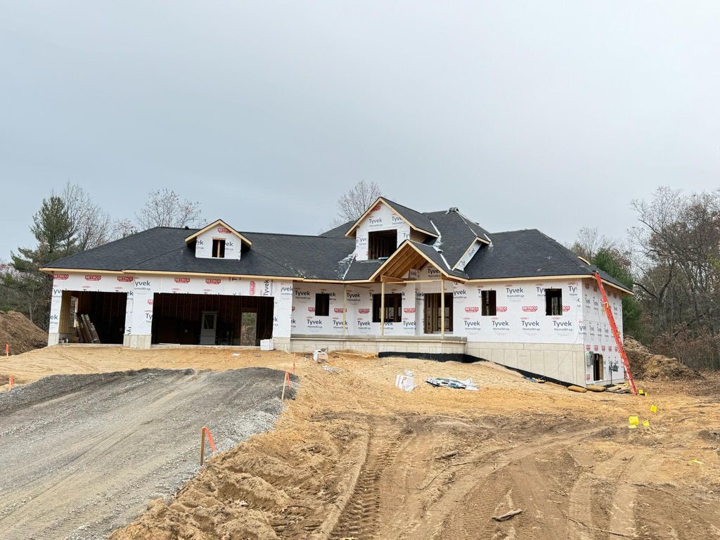 Photo of 400 Sabine Drive #8, Muskegon, MI 49442 (MLS # 25060743)