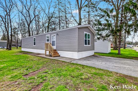 Photo of 2310 Cherry Road, Twin Lake, MI 49457 (MLS # 26017233)
