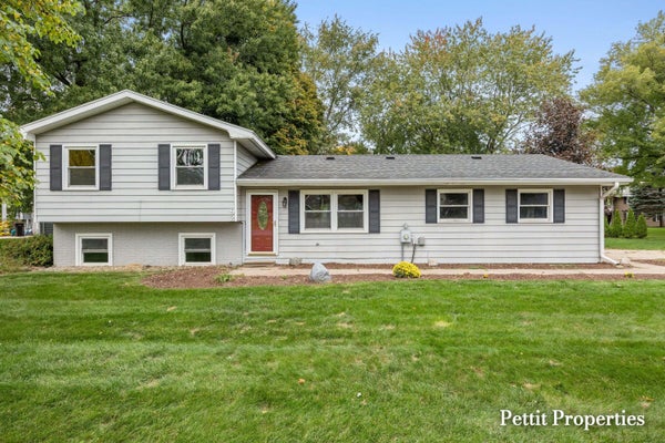 92 ALDON LN, IONIA, MI 48846 - Image ac4fc4c1223323cd3c1fbc2a8bf1c643/3529346962