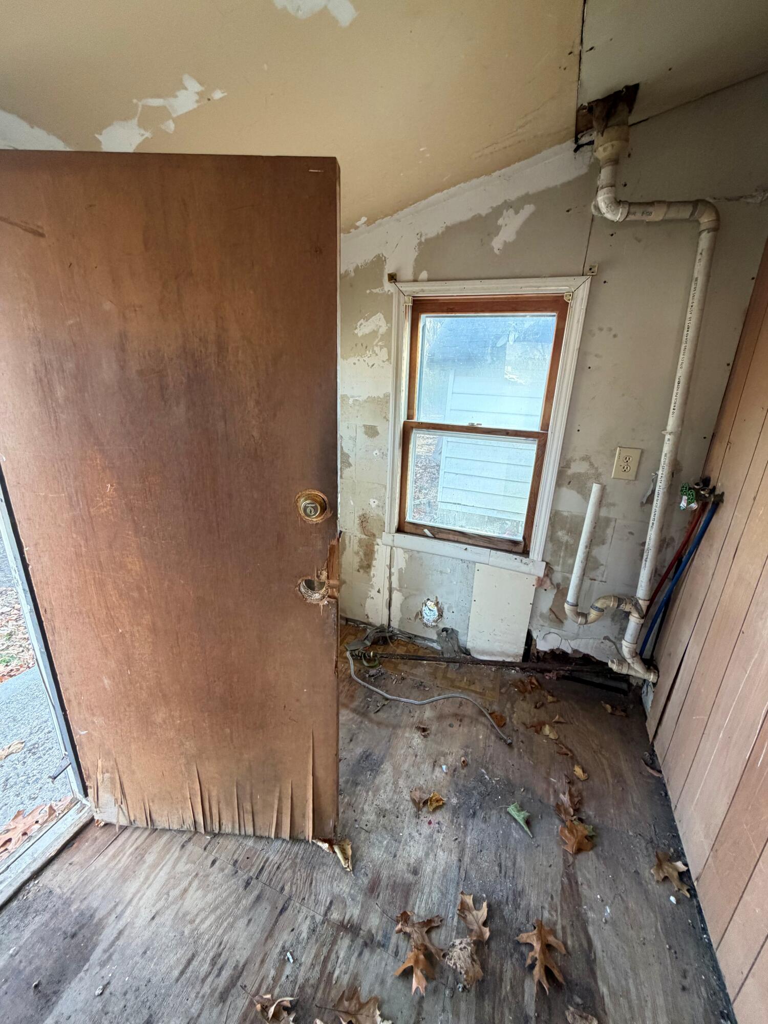 1626 Territorial Road