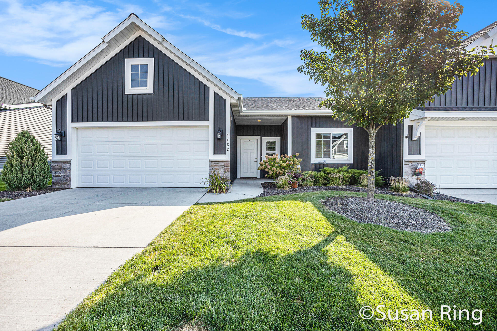 Caledonia, Michigan 49316, United States, 2 Bedrooms Bedrooms, ,2 BathroomsBathrooms,Residential,Active,225278