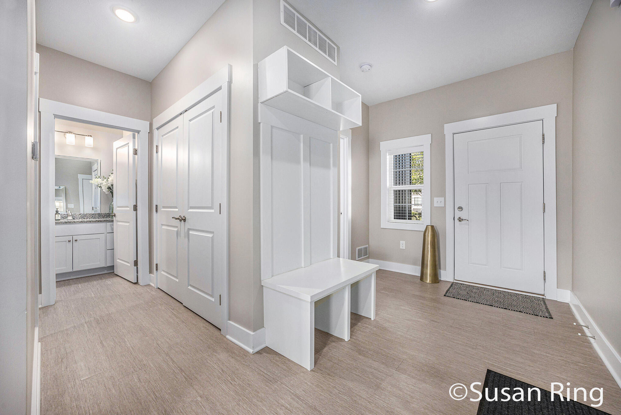 Caledonia, Michigan 49316, United States, 2 Bedrooms Bedrooms, ,2 BathroomsBathrooms,Residential,Active,225278