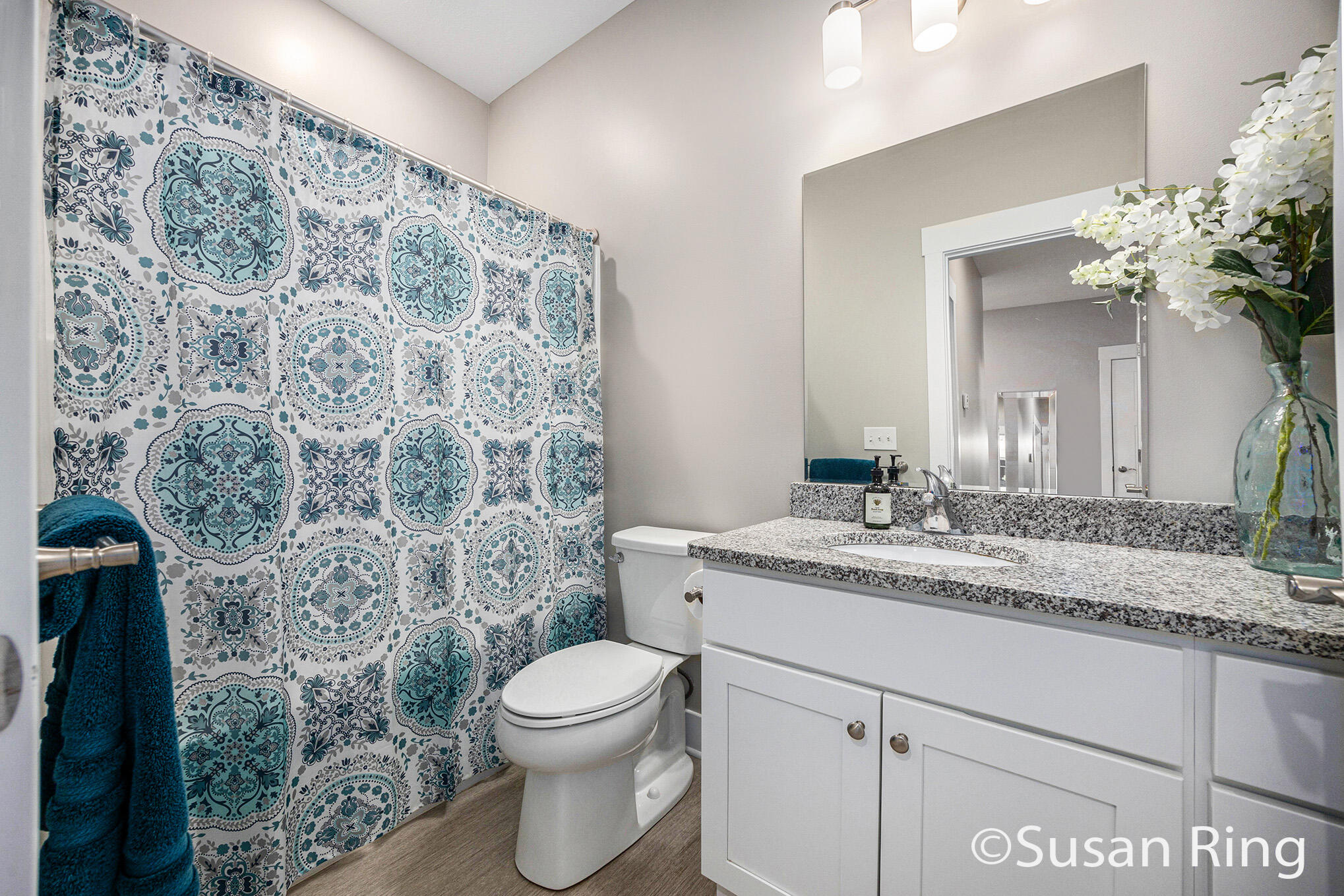 Caledonia, Michigan 49316, United States, 2 Bedrooms Bedrooms, ,2 BathroomsBathrooms,Residential,Active,225278