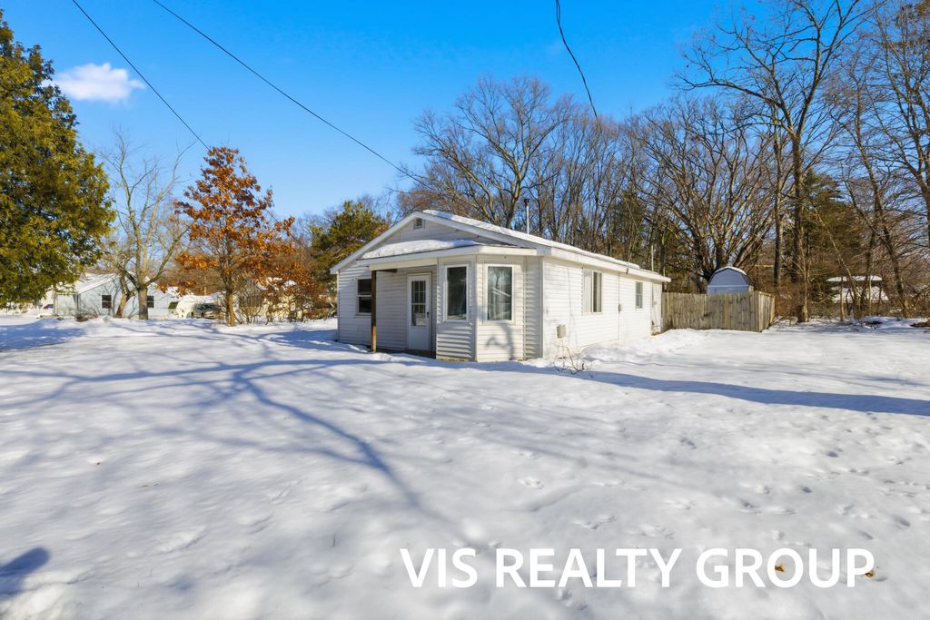 Photo of 3966 Hess Street, Muskegon, MI 49444 (MLS # 25062389)