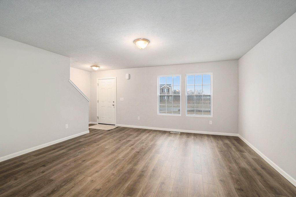 Photo of 13726 Oasis Avenue, Holland, MI 49424 (MLS # 25041196)