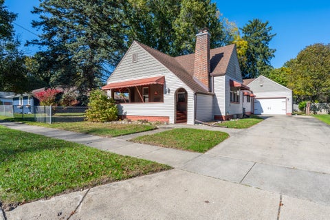 Photo for 406 W 3rd Street