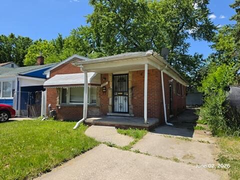 Photo of 8889 Plainview Avenue, Detroit, MI 48228 (MLS # 26027994)