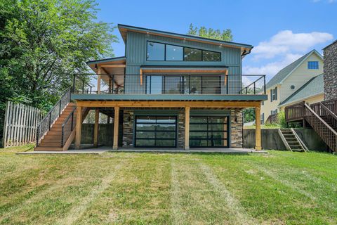 65276 W Peninsula Drive Cassopolis MI 49031