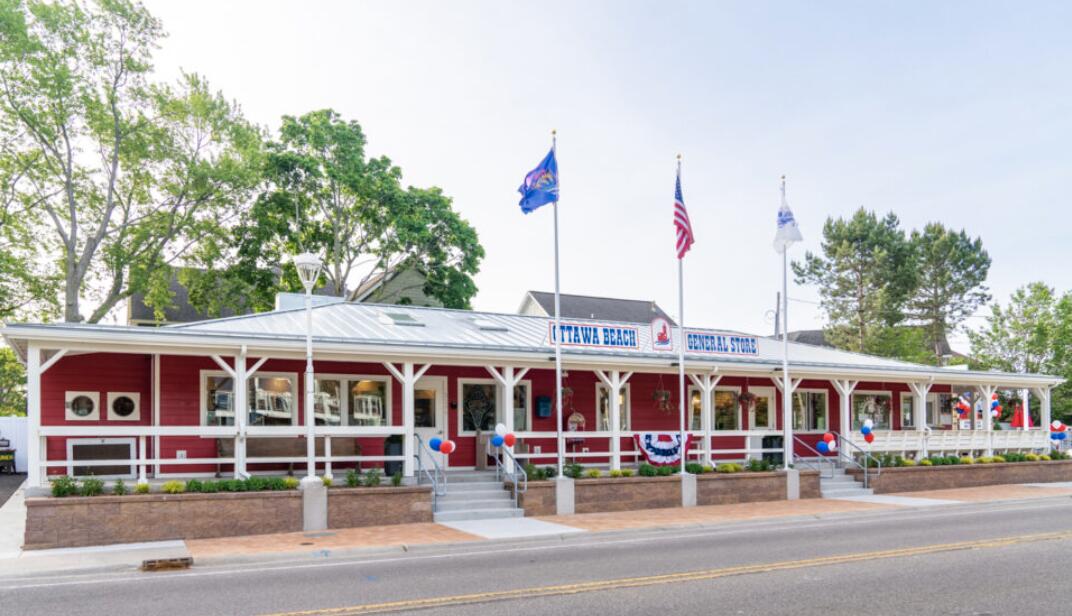 Holland, Michigan 49424, United States, 4 Bedrooms Bedrooms, ,3 BathroomsBathrooms,Residential,Active,257538