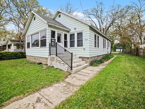 Photo of 1656 Park Street, Muskegon, MI 49441 (MLS # 26021963)