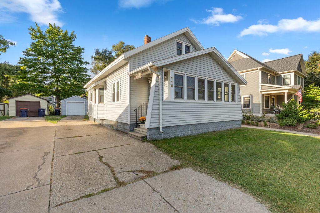 Photo of 116 W 9th Street, Holland, MI 49423 (MLS # 25051930)