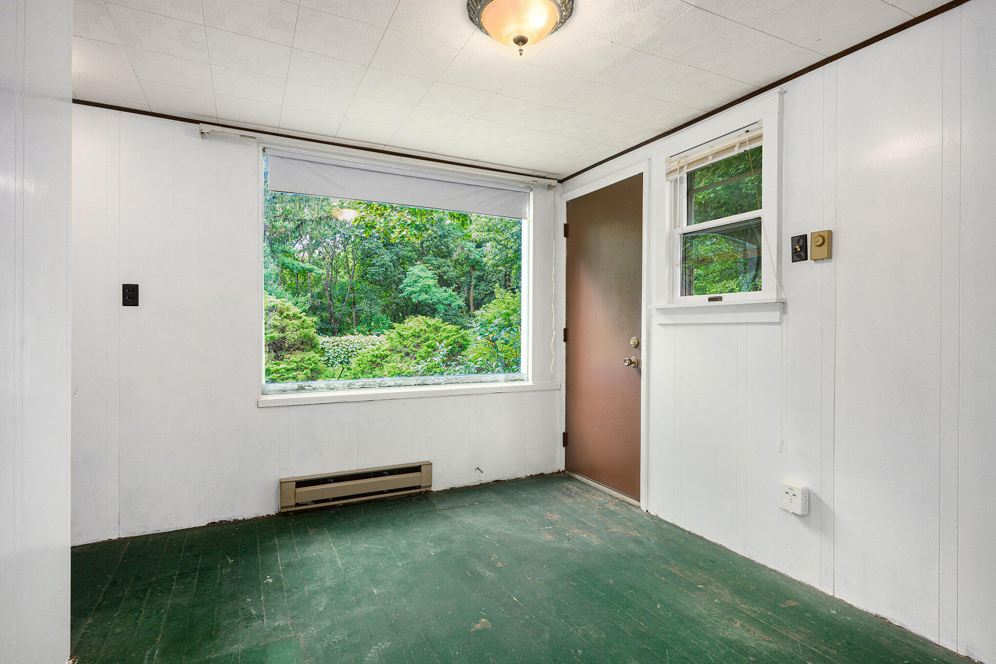 Kalamazoo, Michigan 49008, United States, 4 Bedrooms Bedrooms, ,3 BathroomsBathrooms,Residential,Active,200281