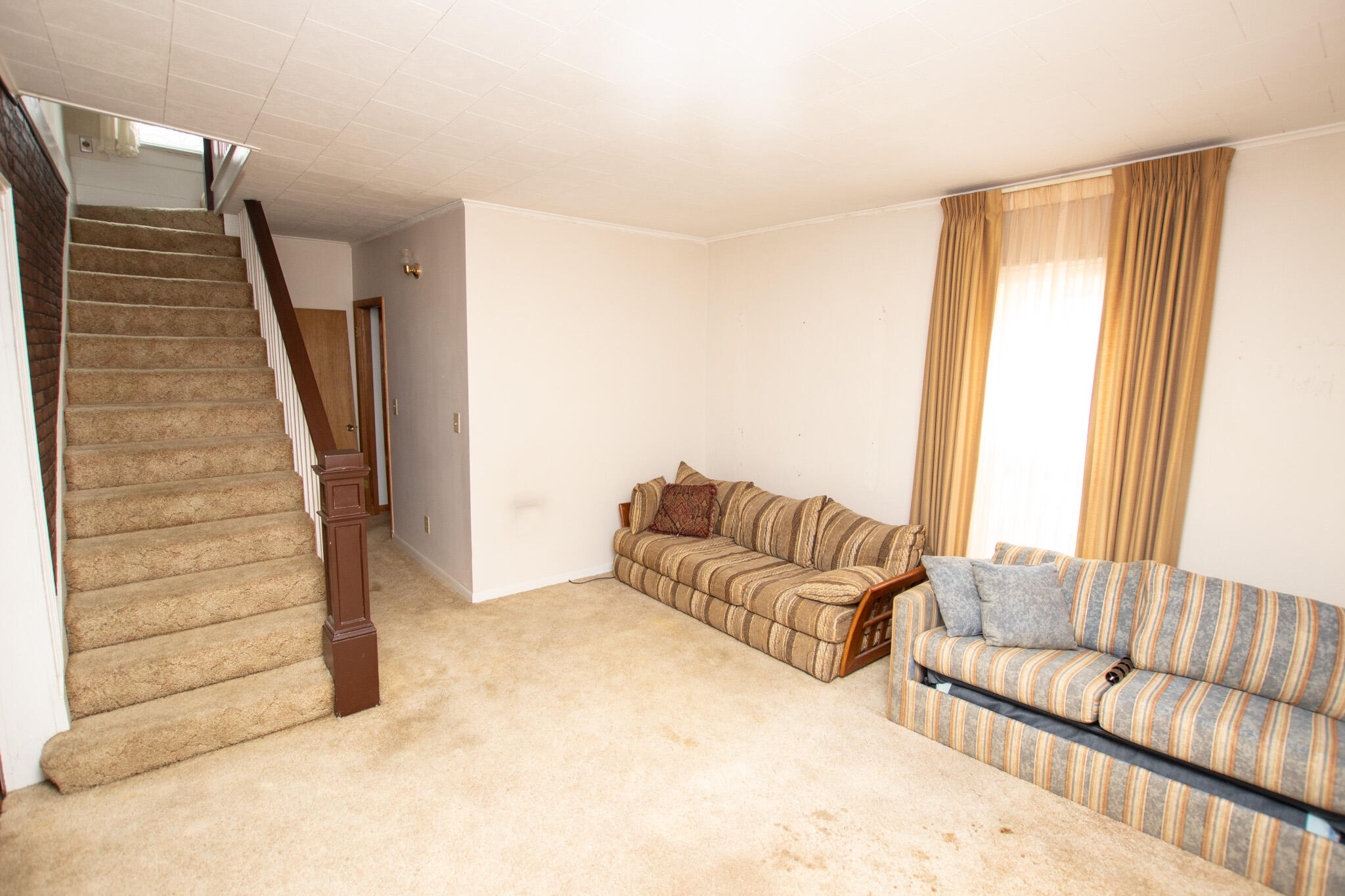 105 W Telegraph Street