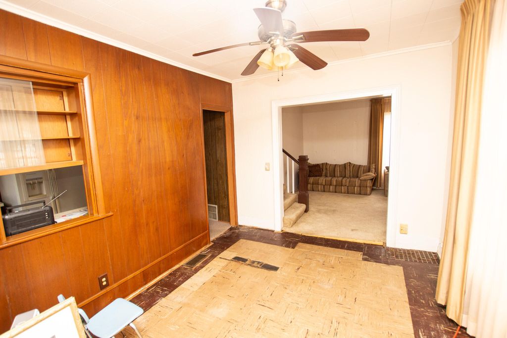 Photo of 105 W Telegraph Street, Dowagiac, MI 49047 (MLS # 26005042)