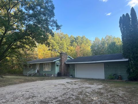 8153 11 Mile Rd Mecosta MI 49332